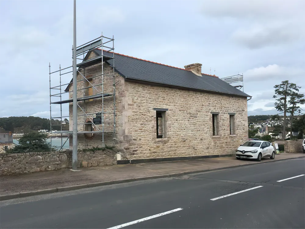 Tradipierre Renovation Batiments Anciens Et Extension En Pierres A Plurien 22 Restauration Generale Dune Batisse 24